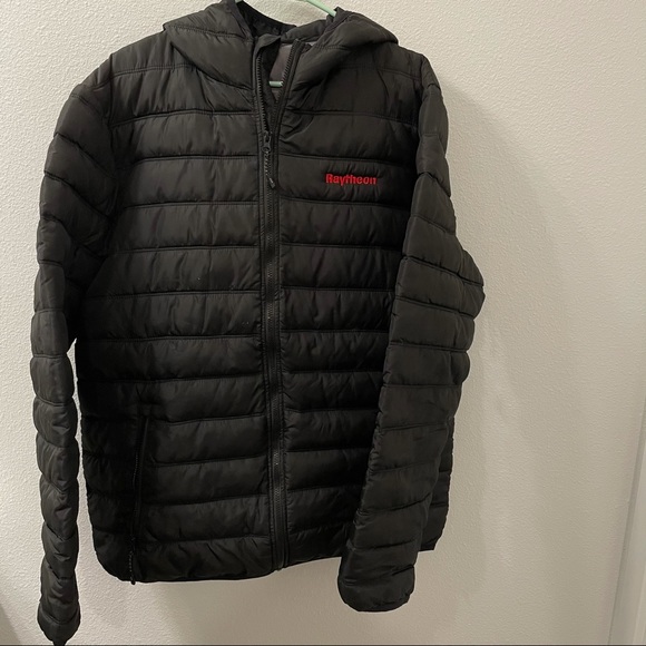 raytheon Other - Raytheon military contractor puffer jacket black